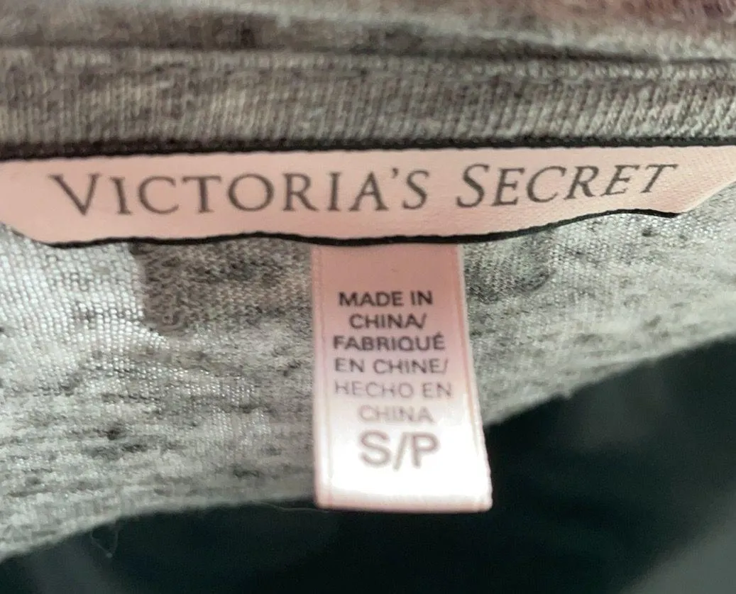Victoria’s Secret Gray Long-sleeve Baggy Pajama Top Small - Image 6