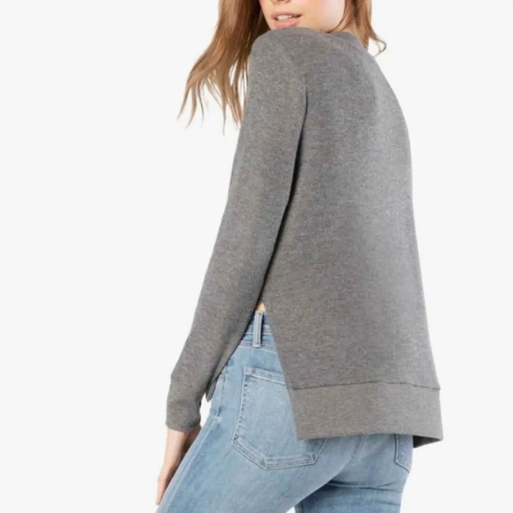 Beyond Yoga Women's Just Chillin Long Sleeve Pullover Top Gray Size M Medium - Image 2