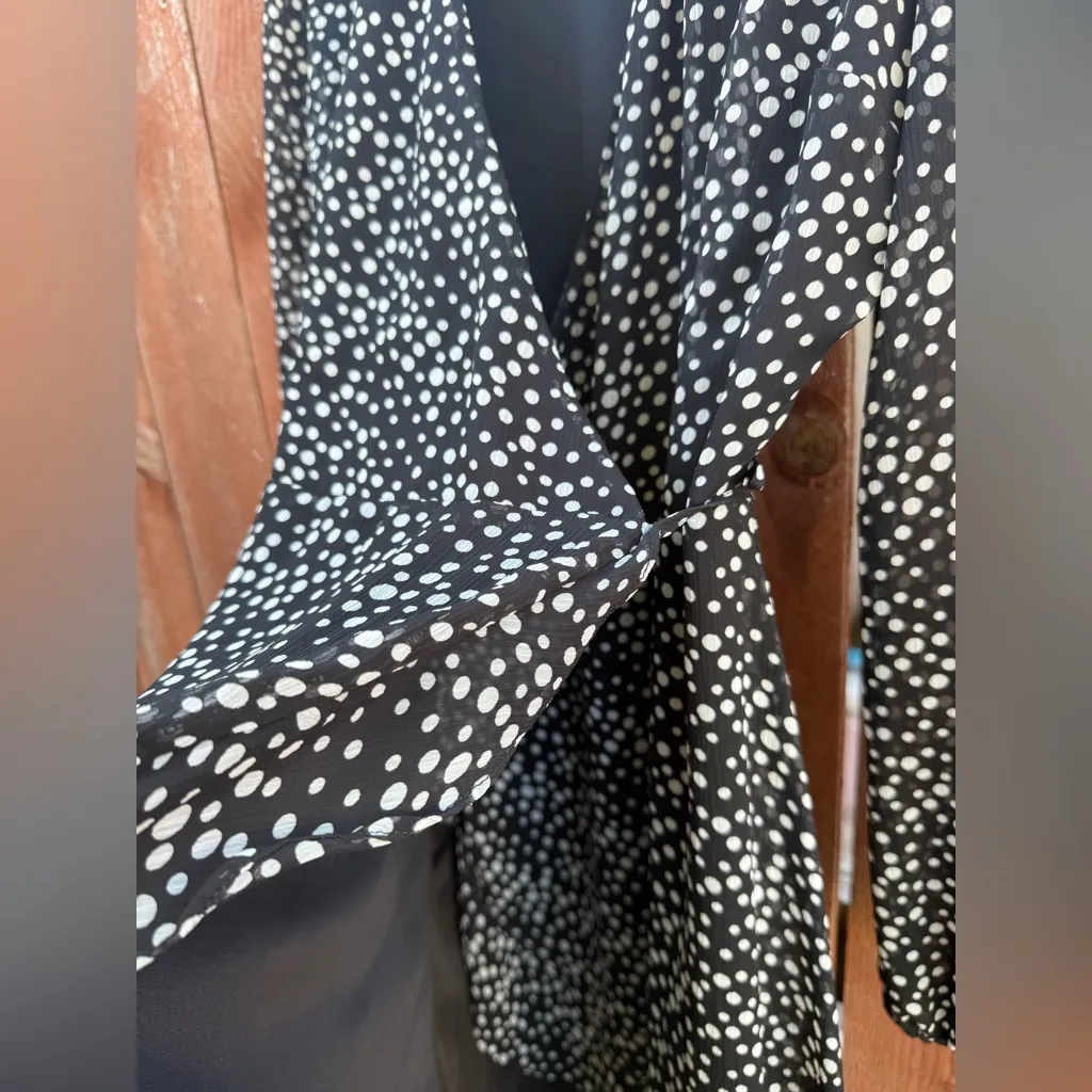 All in Favor Black and White Polka Dot Long Sleeve Mini Wrap Dress Size Medium - Image 2