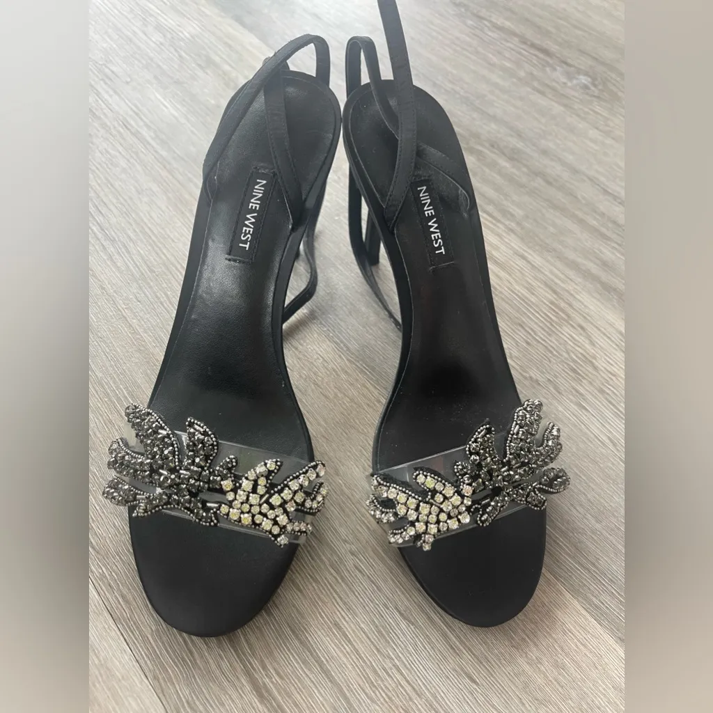 NWOT NINE WEST BLACK SATIN WITH RHINESTONES SANDALS  8.5 - Image 3