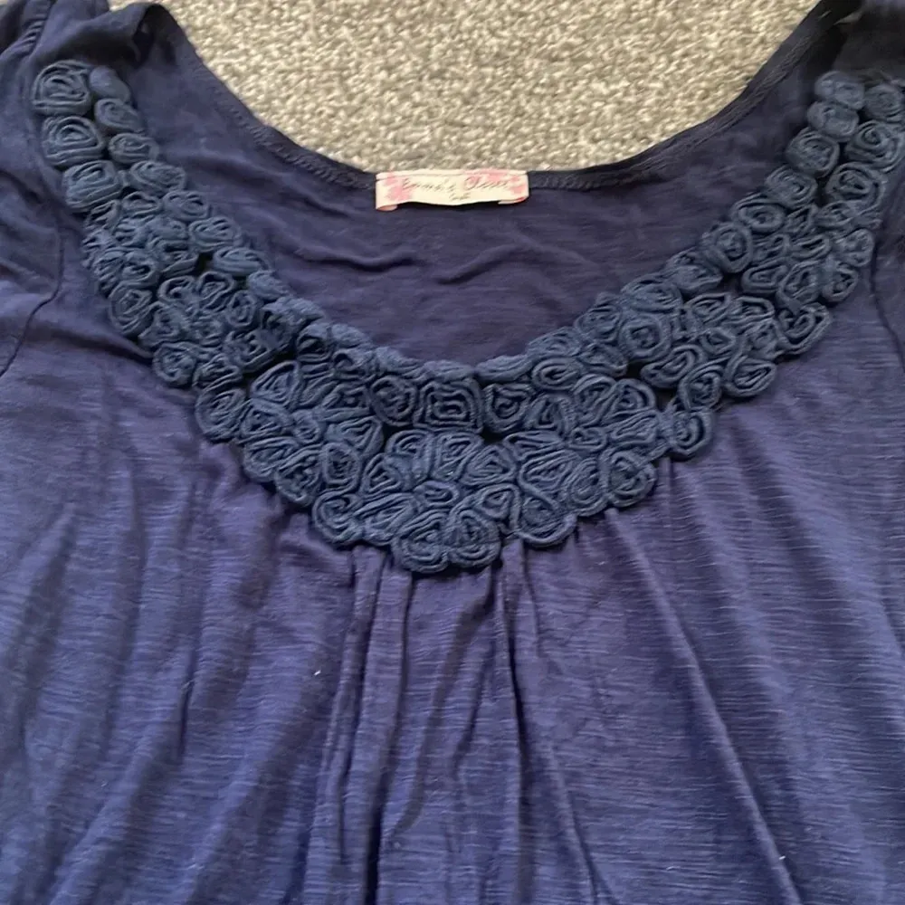 Women’s navy blue shirt Small - Image 3