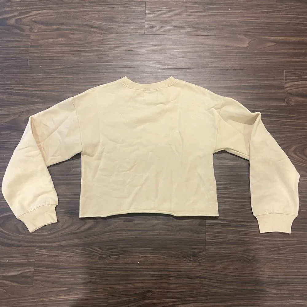 NWOT Things Between Cream Cropped Crewneck Sweatshirt Size Small! - Image 3