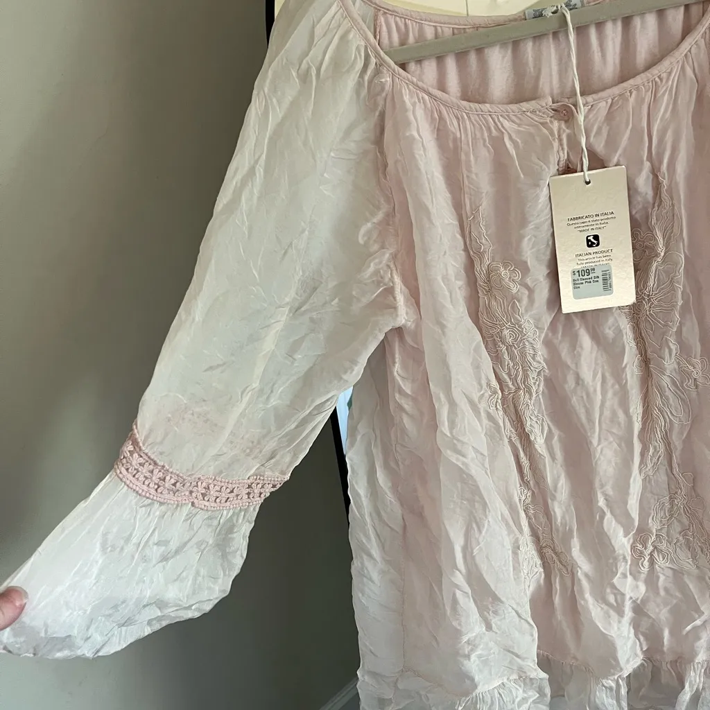 NWT New Fantasy Made in Italy Elegant Pink Women's Top Size undefined - Image 2