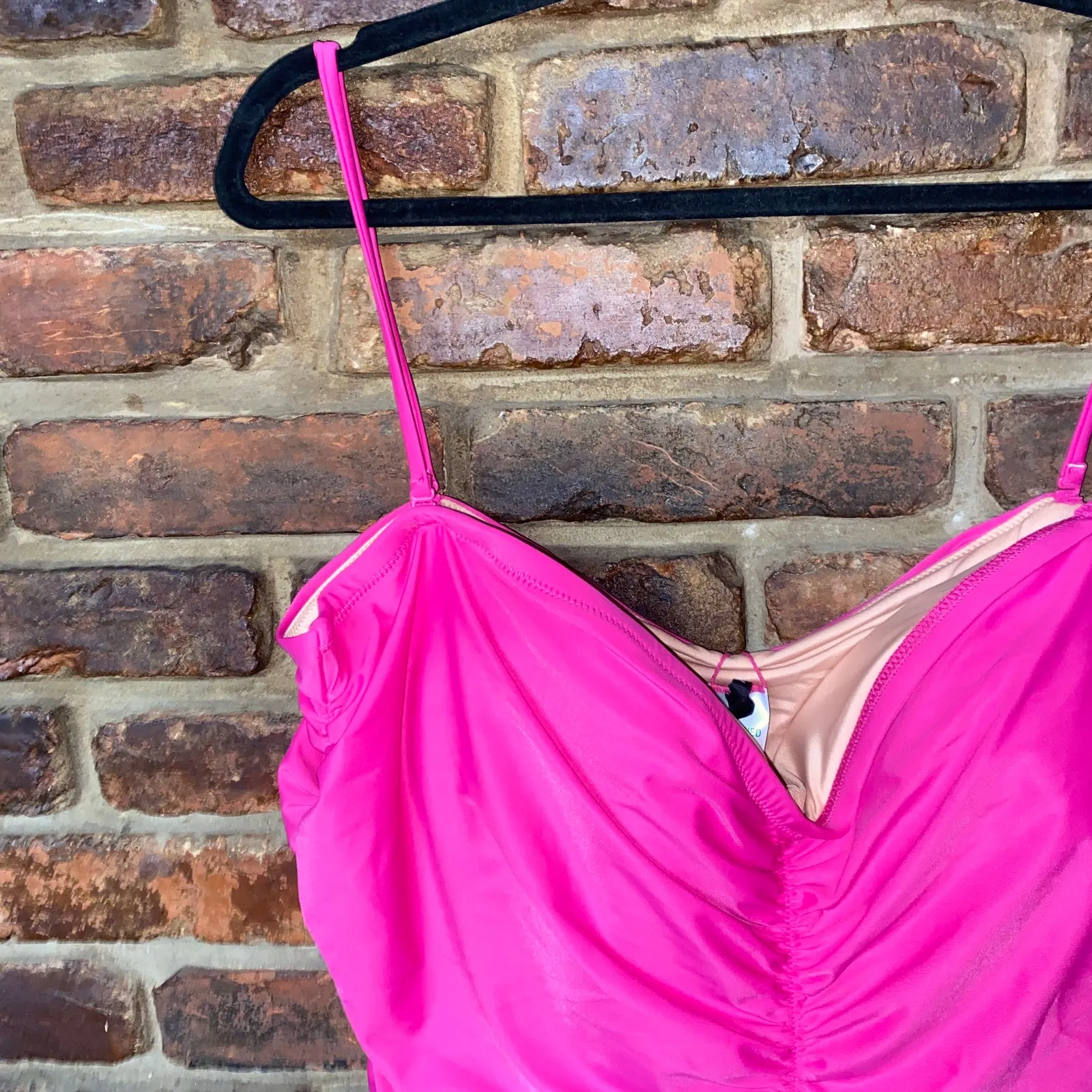 New J. Crew Fuchsia Ruched Sweetheart One-Piece Swim Bathing Suit Womens Size 24 - Image 4