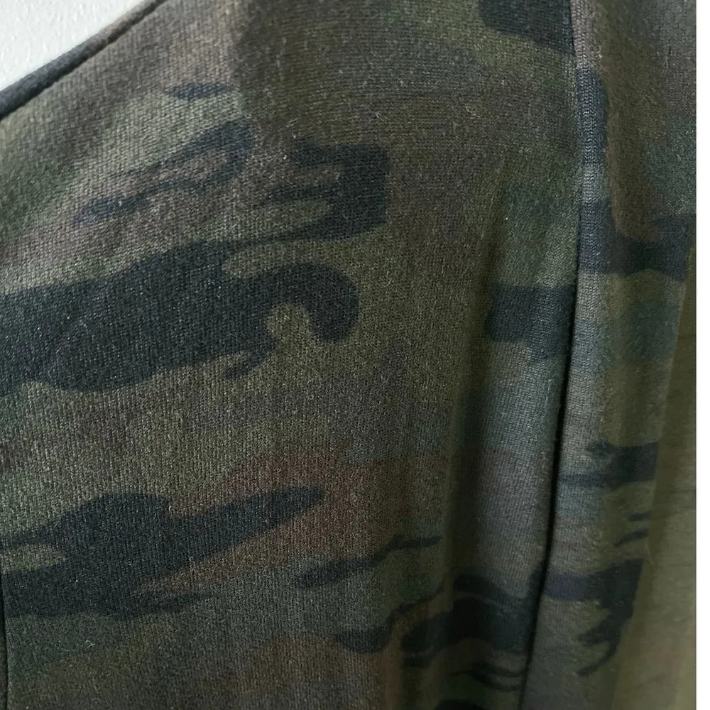 Sanctuary Anthropologie Size Medium Green Camo Long Cardigan Sweater Casual - Image 4