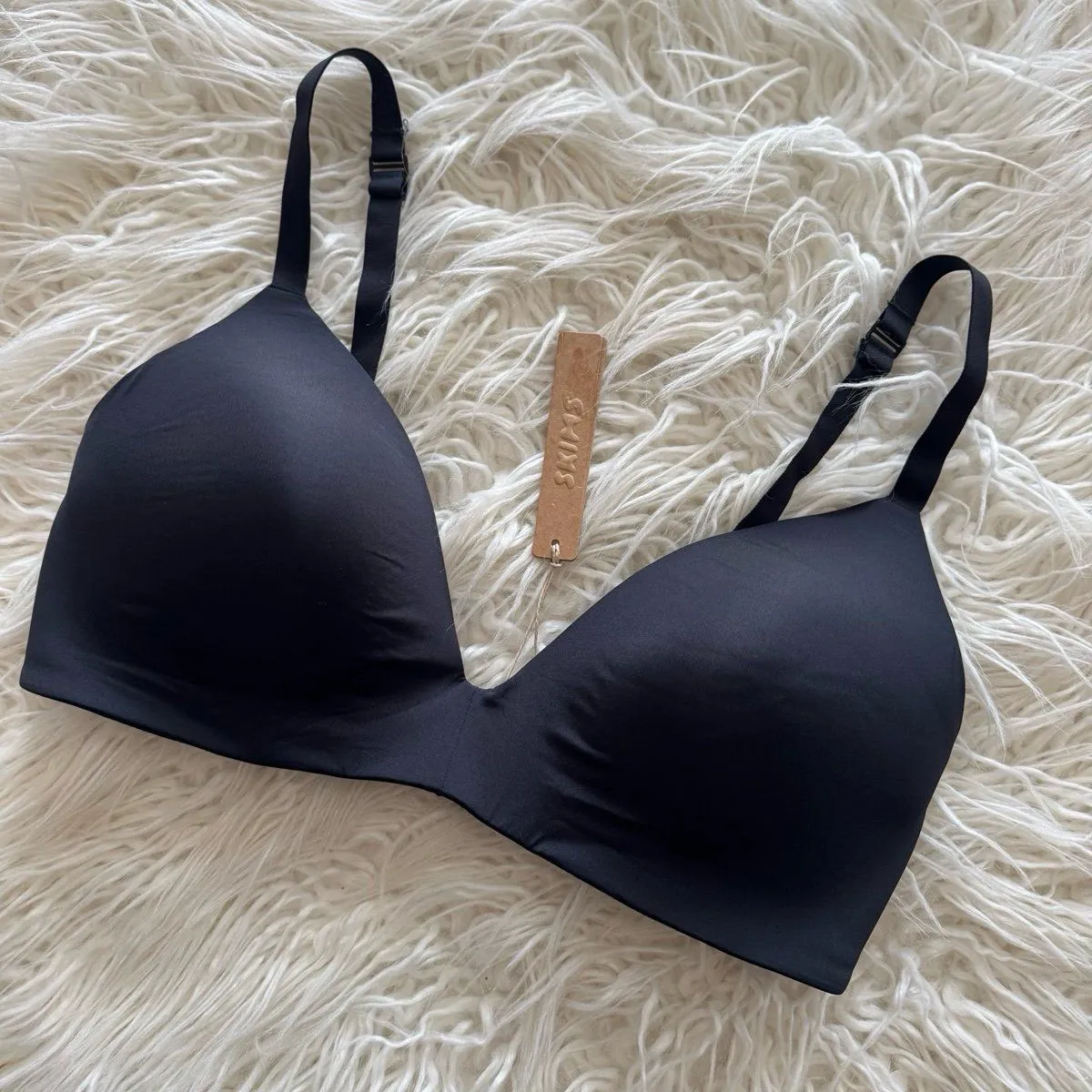 Skims Wireless Form T-shirt Bra Onyx Size 38D - Image 3