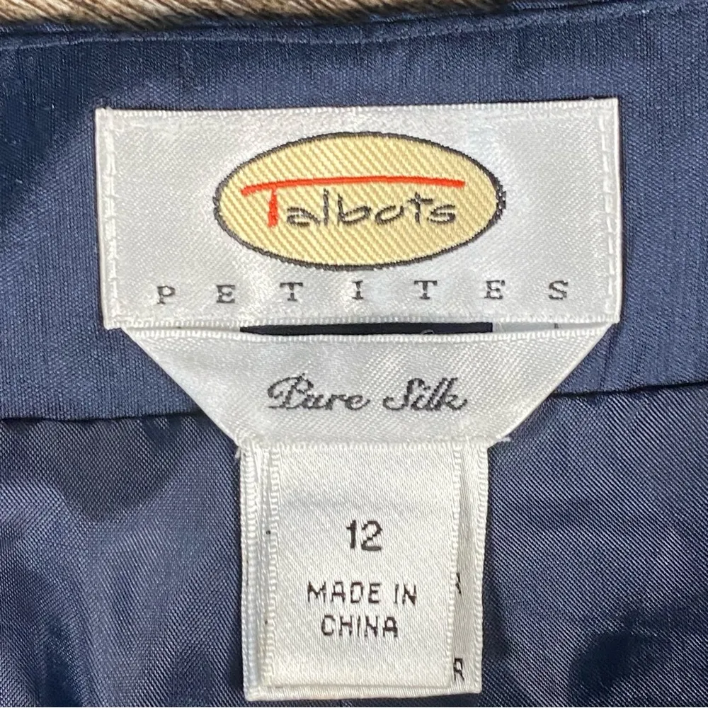 Talbots Pants Women 12 Petite Navy Blue Polka Dot Embroidered 100% Silk Zip 21” - Image 2