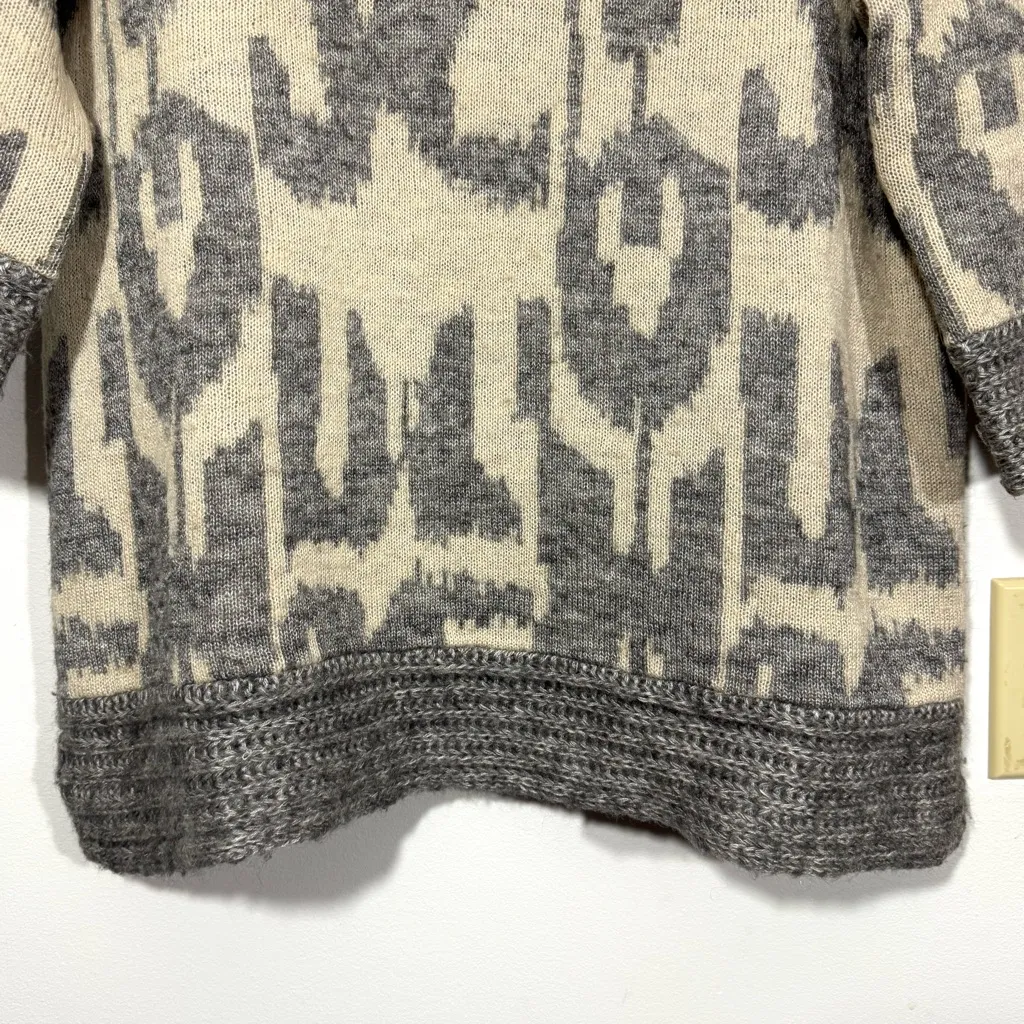 Chico’s Cowl Neck Gray Cream Sweater - Image 3