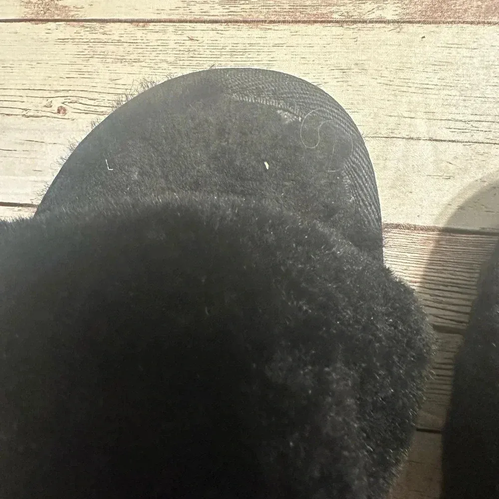UGG Cozette Slippers Women’s Size 7 Black House Indoor Shoes - Image 7