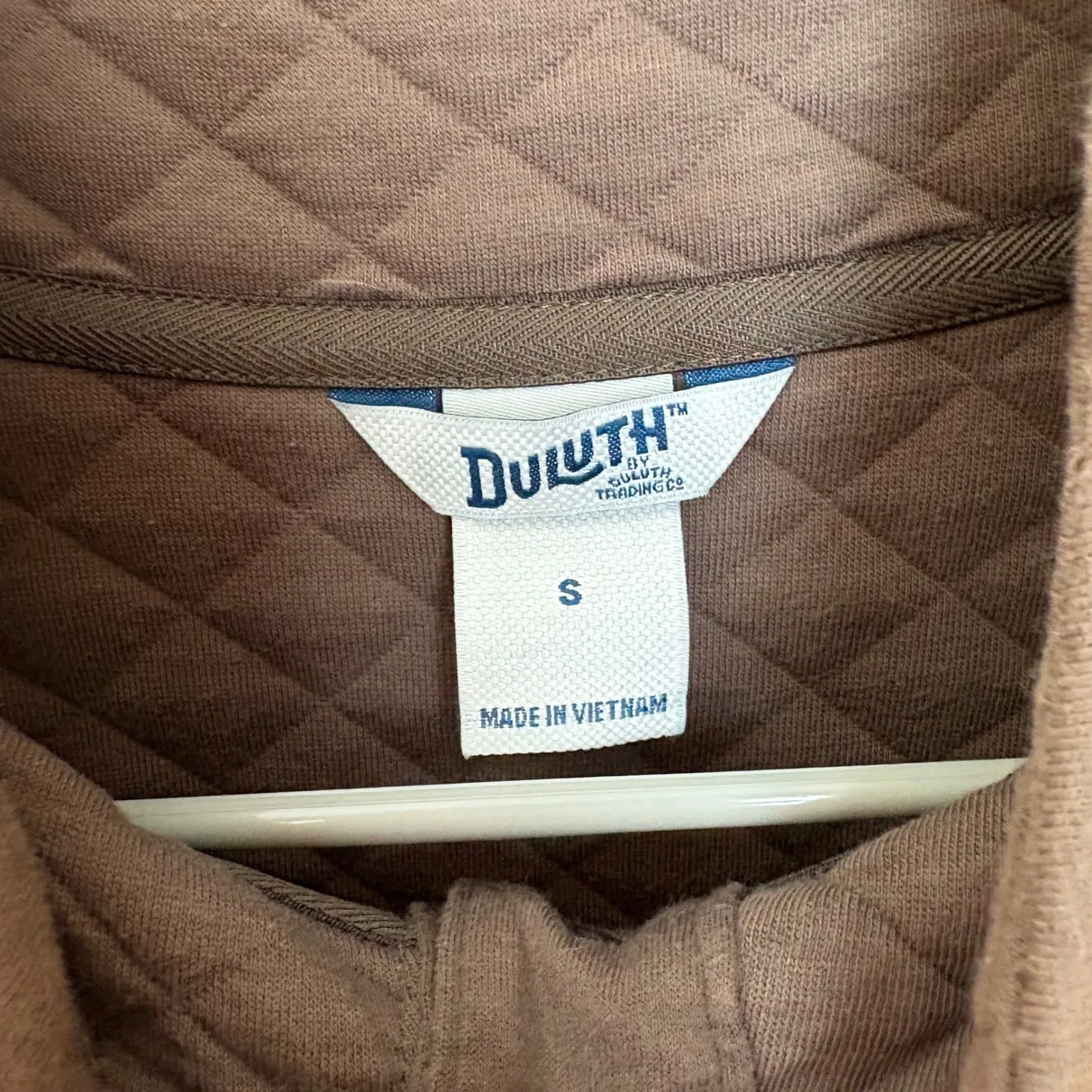 Duluth Trading Co Quilted Snap Neck Pullover Sweatshirt Taupe Brown Size S - Image 4