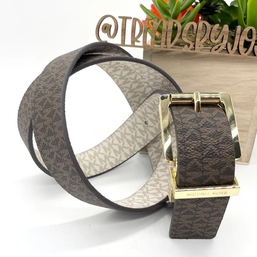 Michael Kors  MK Signature Reversible Leather Belt - Image 9