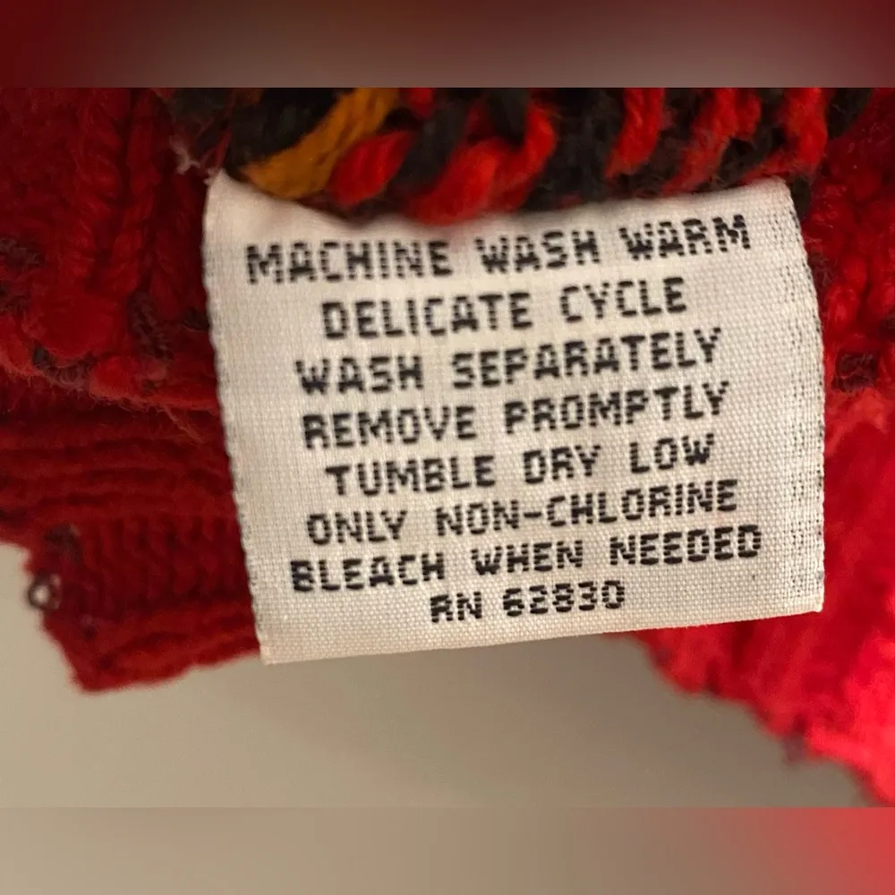 VTG 90s  Red Tribal Print Knitted Crew Neck Long Sleeve Sweater - M - Image 13