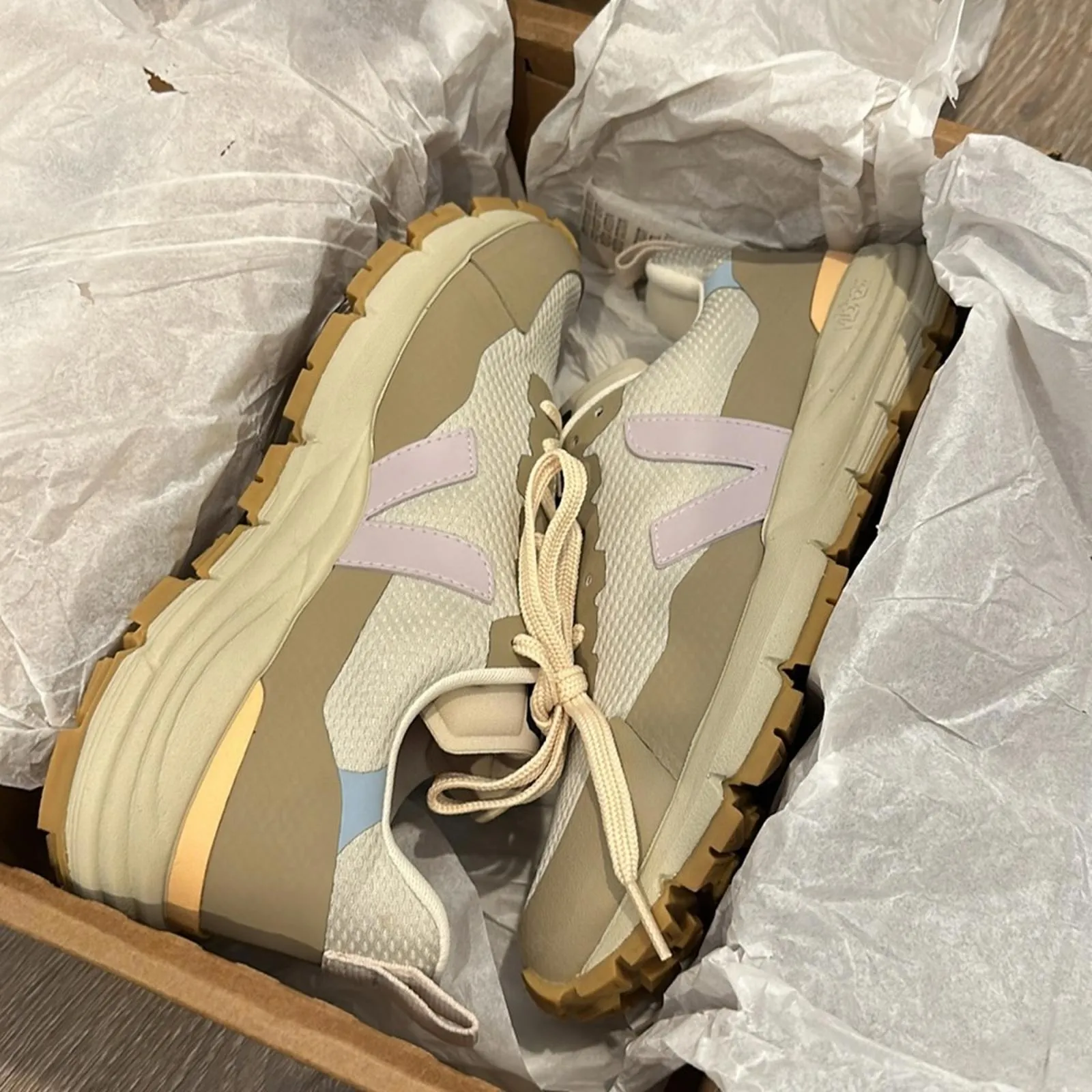 Veja Dekkan Alveomesh Sneaker Natural Parme Size 38 EU 7 US - Image 4