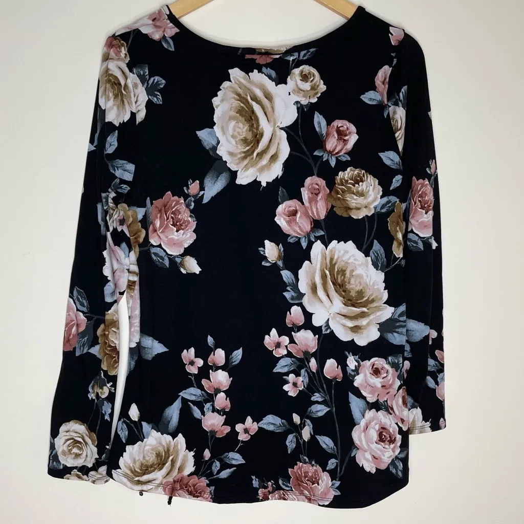 Apt. 9 | Black Rose Pattern 3/4 Length Sleeve Top | Large - Image 2