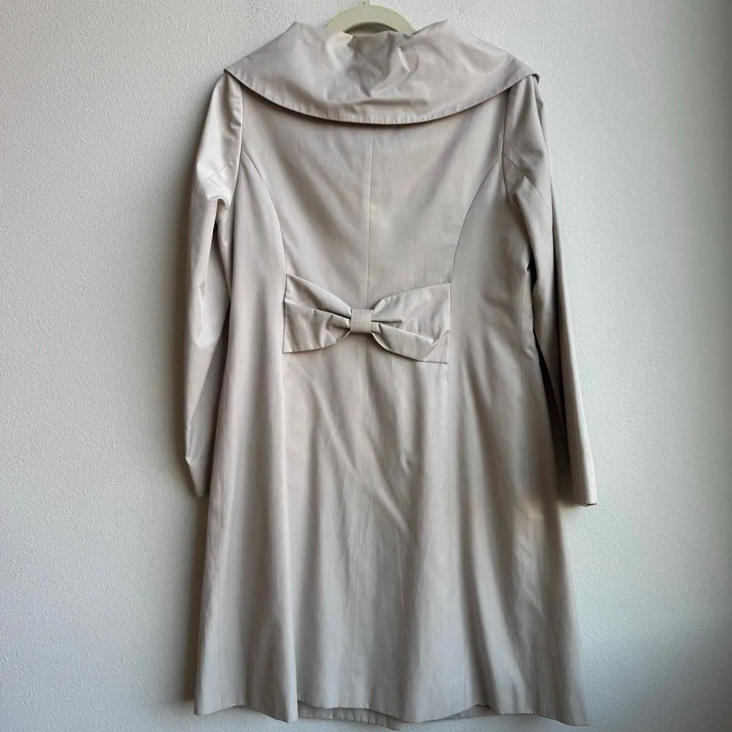 Vintage VERTIGO Paris Women Tan Trench Coat Bow Back Oversize Collar Size Medium - Image 5