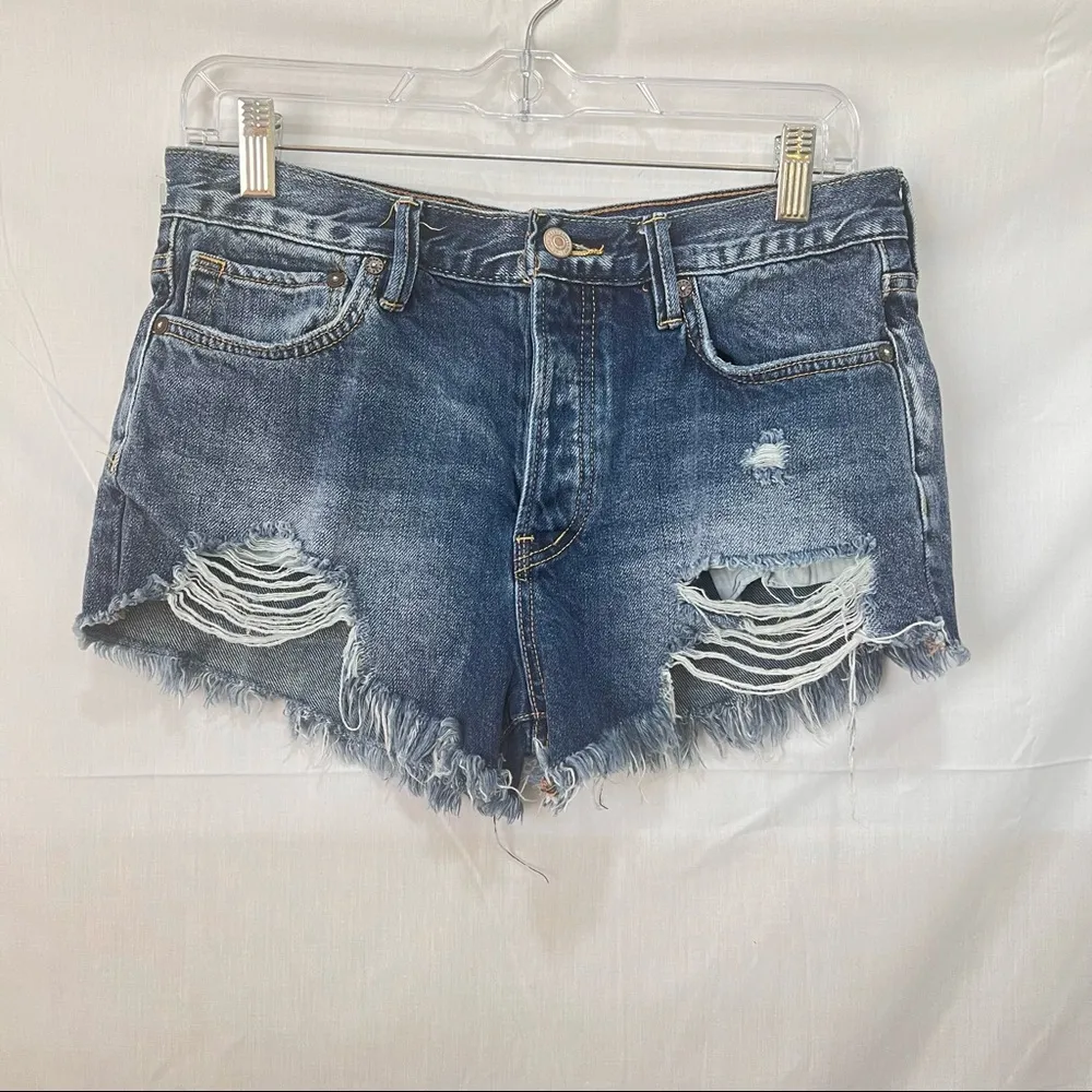 Free People We The Free Distressed Denim Shorts Button Fly Size 27 Feeling Good - Image 2