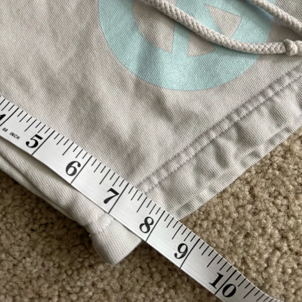 Madhappy peace sign sweat cotton stretchy comfort inseam 8 sweat shorts size xs - Image 11