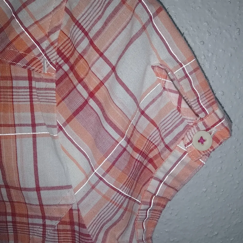 The North Face S Vented Fishing Shirt in Pink Orange Plaid - Image 8