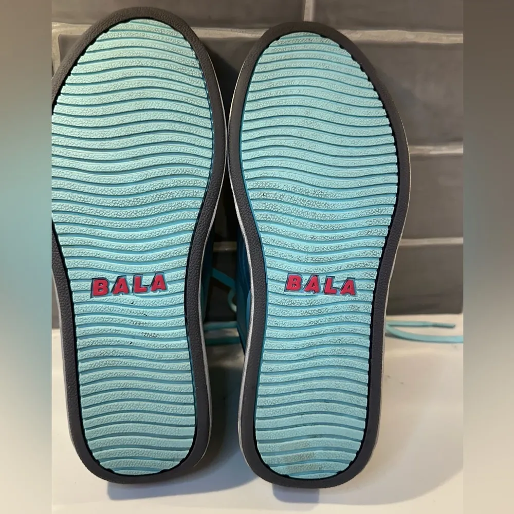 BALA Twelves Daybreak Nursing Profession Unisex Teal Aqua Blue Size 8 - Image 15