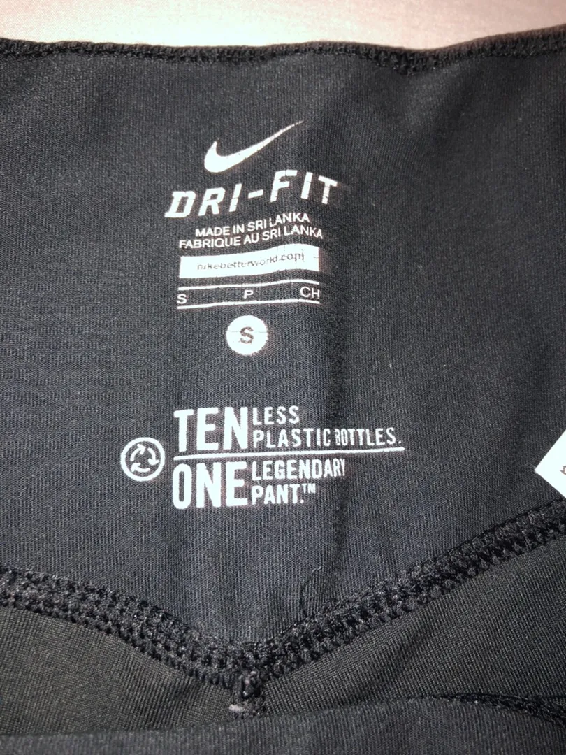 Nike Leggings - Image 3