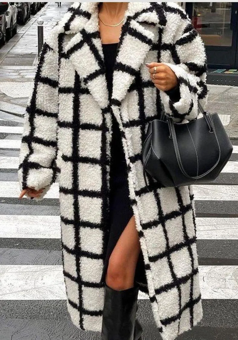 Nina Teddy Coat - Image 3