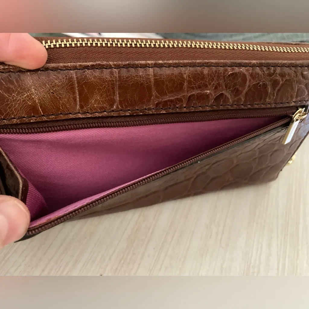 Fossil Crocodile Embossed Wristlet Wallet - Image 4