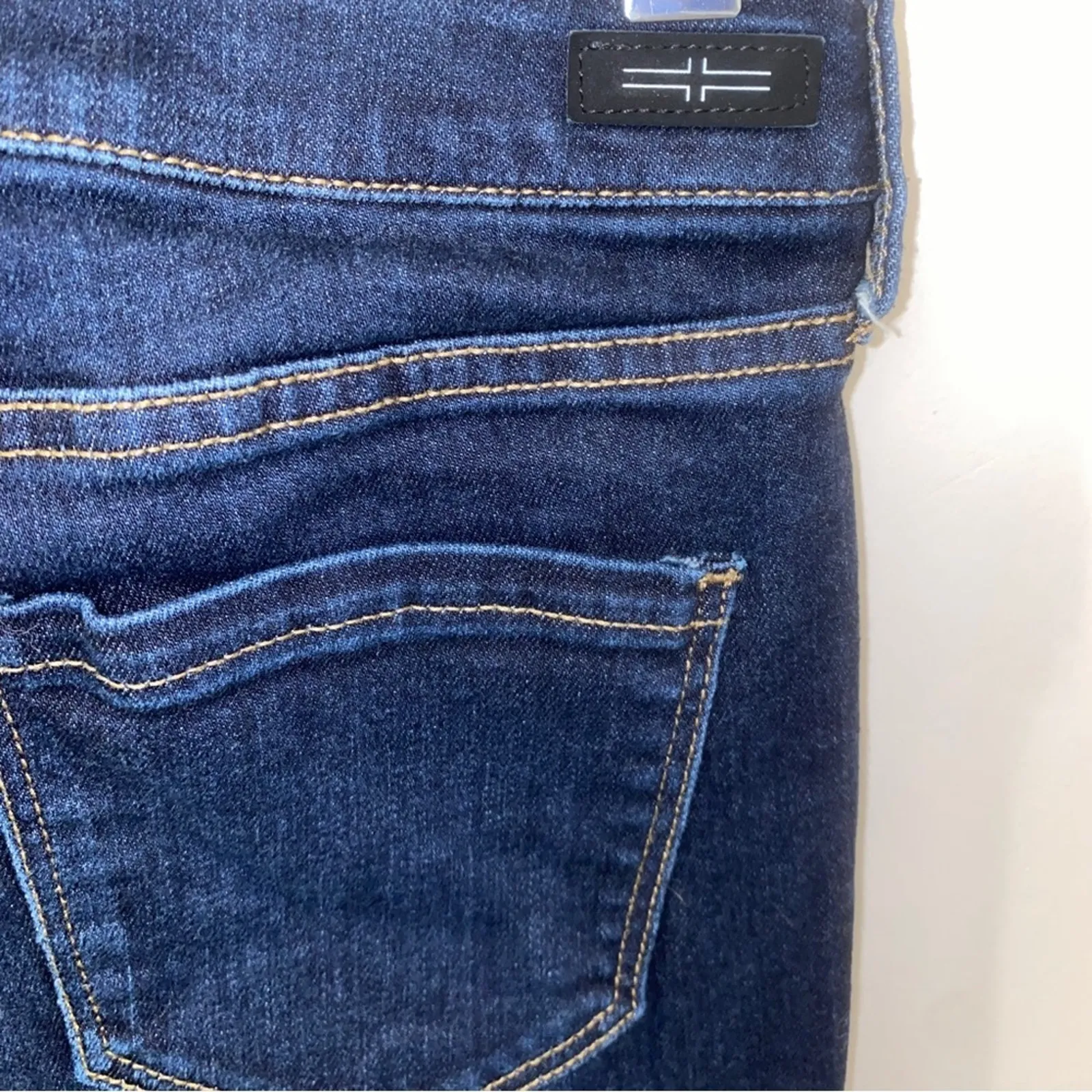 Liverpool Jeans Company The Crop Jeans Raw Edge Hem Size 2 Size 26 Dark Wash - Image 6