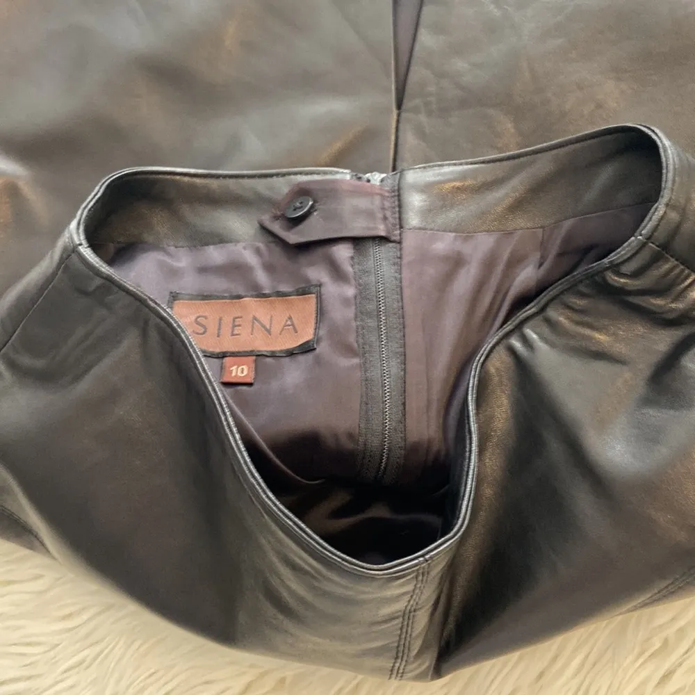 SIENA 100% Leather Skirt long 23” waist 30” hips 36” excellent condition size 10 - Image 8