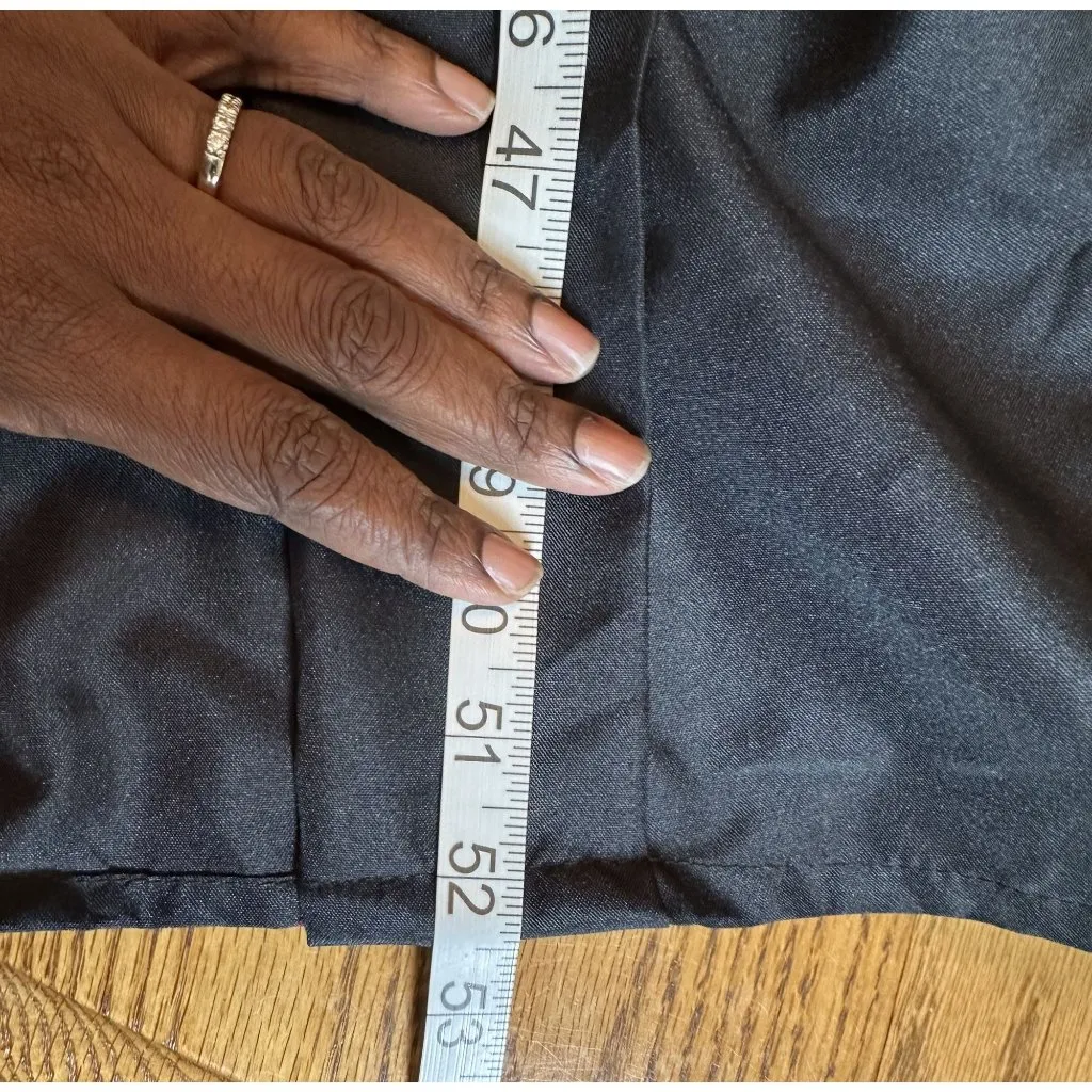 Jostens Graduation Gown Black Polyester Size 510" - Image 5