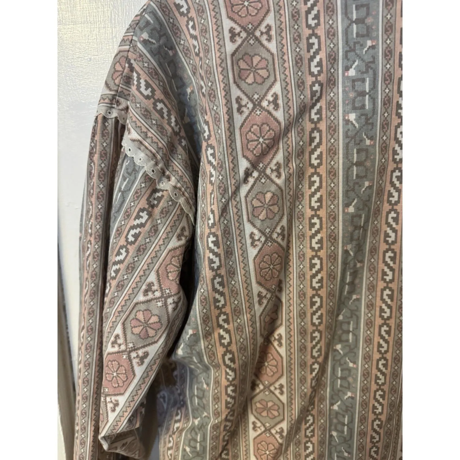 Vintage 90s Roper Western Blouse Made USA Southwestern Aztec Print Lace Trim Med - Image 12