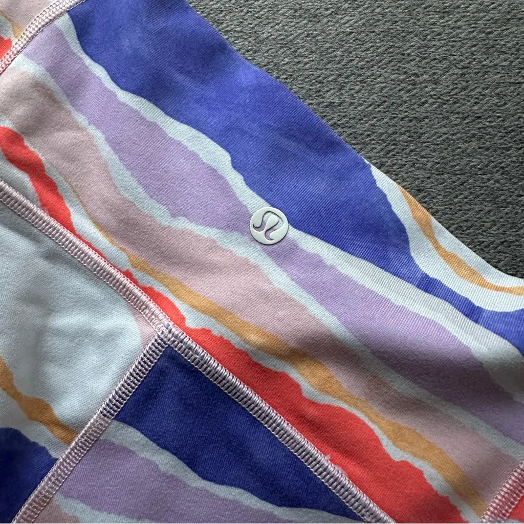 Lululemon True Self Crop Bleacher Stripe White Iris Workout Leggings Size 6 - Image 11