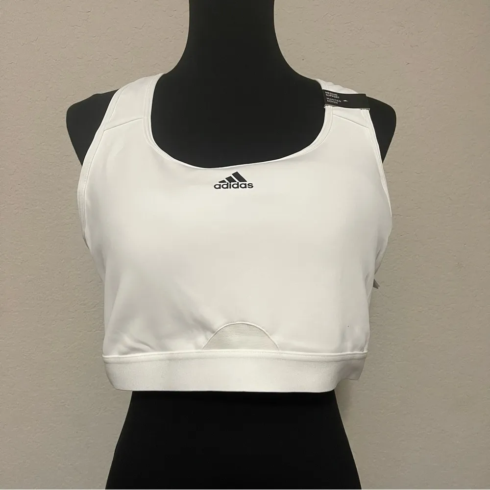 Adidas women’s sports bra Training Entrenamiento Color white Size 3X - Image 2