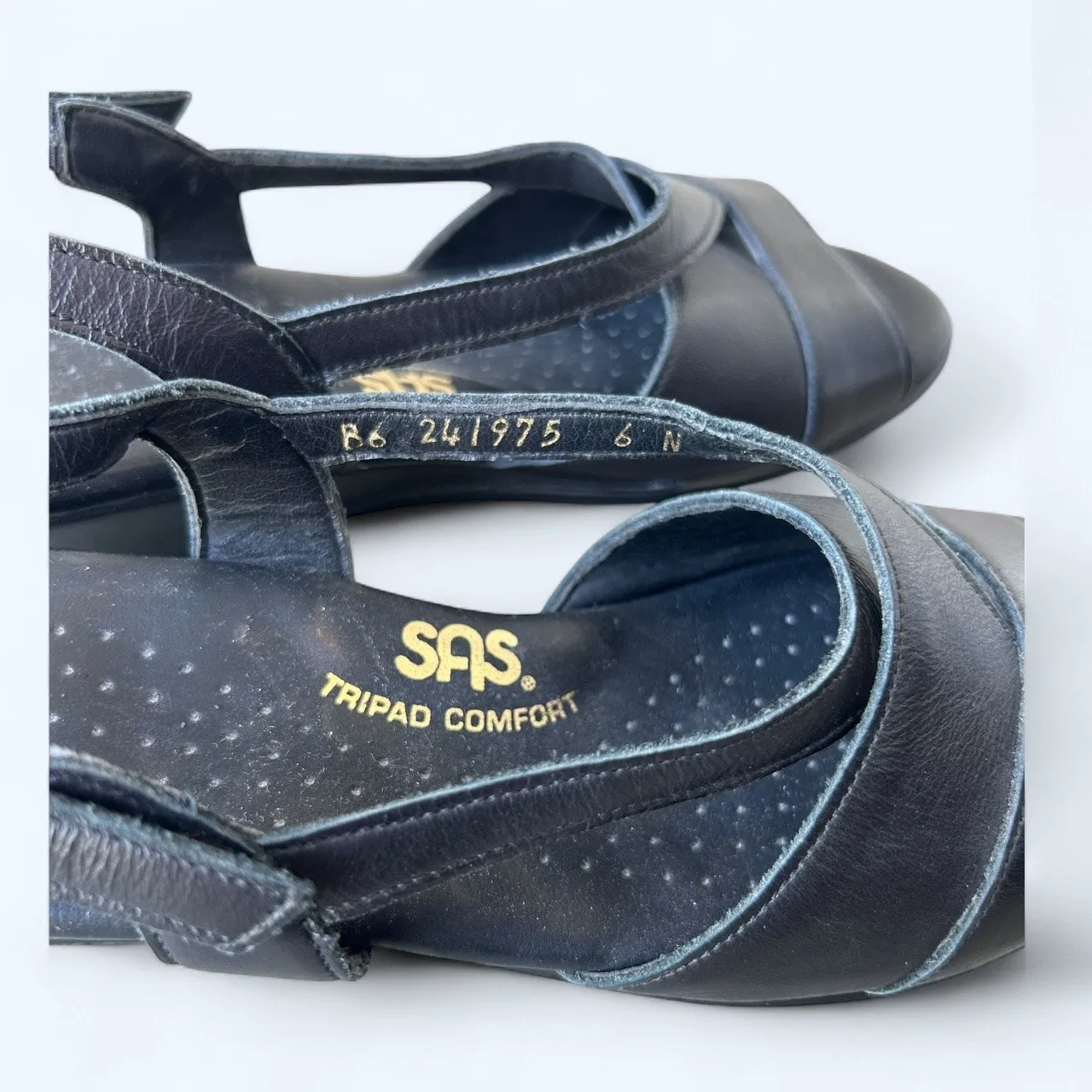 SAS Caress Cross Strap Wedge Sandal Black Women's Size 6 N Comfort Shoes - Image 8