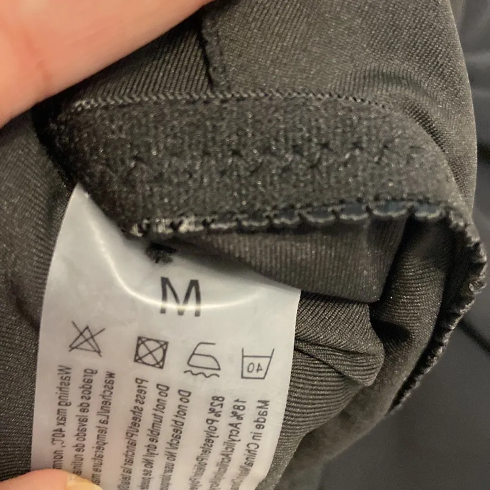 EOMENIE Swim one piece size M brand new with tags see all photos color black - Image 9