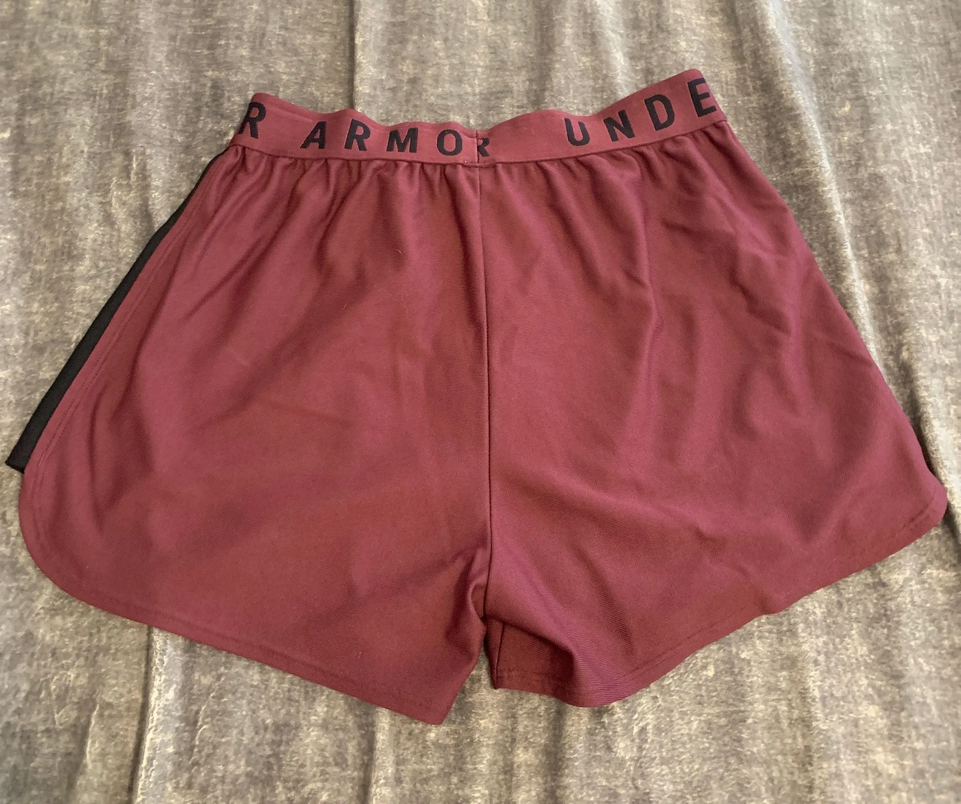 Under Armour Maroon Shorts - Image 2