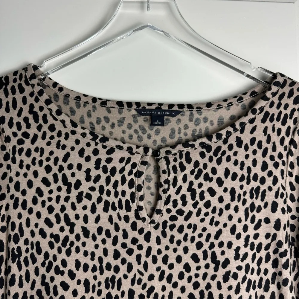 Banana Republic Spotted Dots 3/4 Quarter Sleeve Top - Image 8