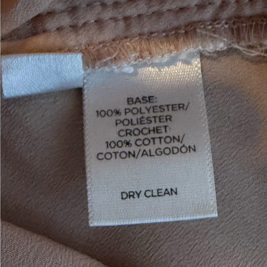 Loft Sleeveless Top Small Floral Crotchet Lace Knit Overlay Nude White - Image 5