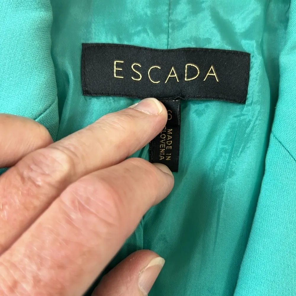 Women’s Escada pool light Blue scalloped collar cotton Jacket Blazer size 6 - Image 2