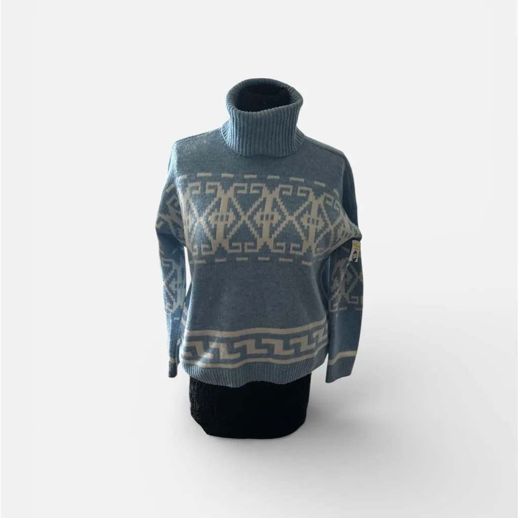 CeCe turtleneck sweater size xs - Image 2