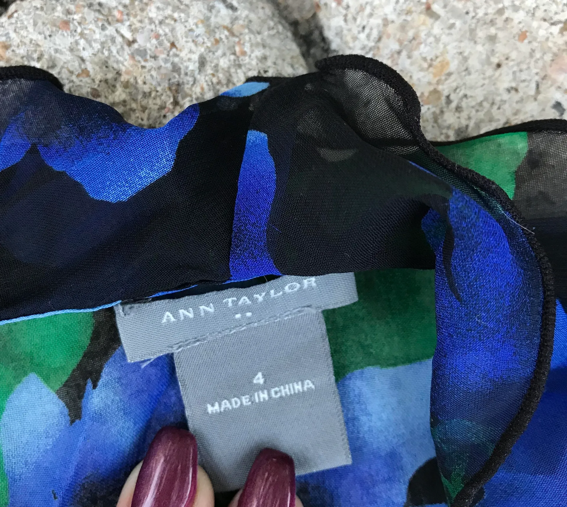 Ann Taylor floral long sleeve  - Image 3