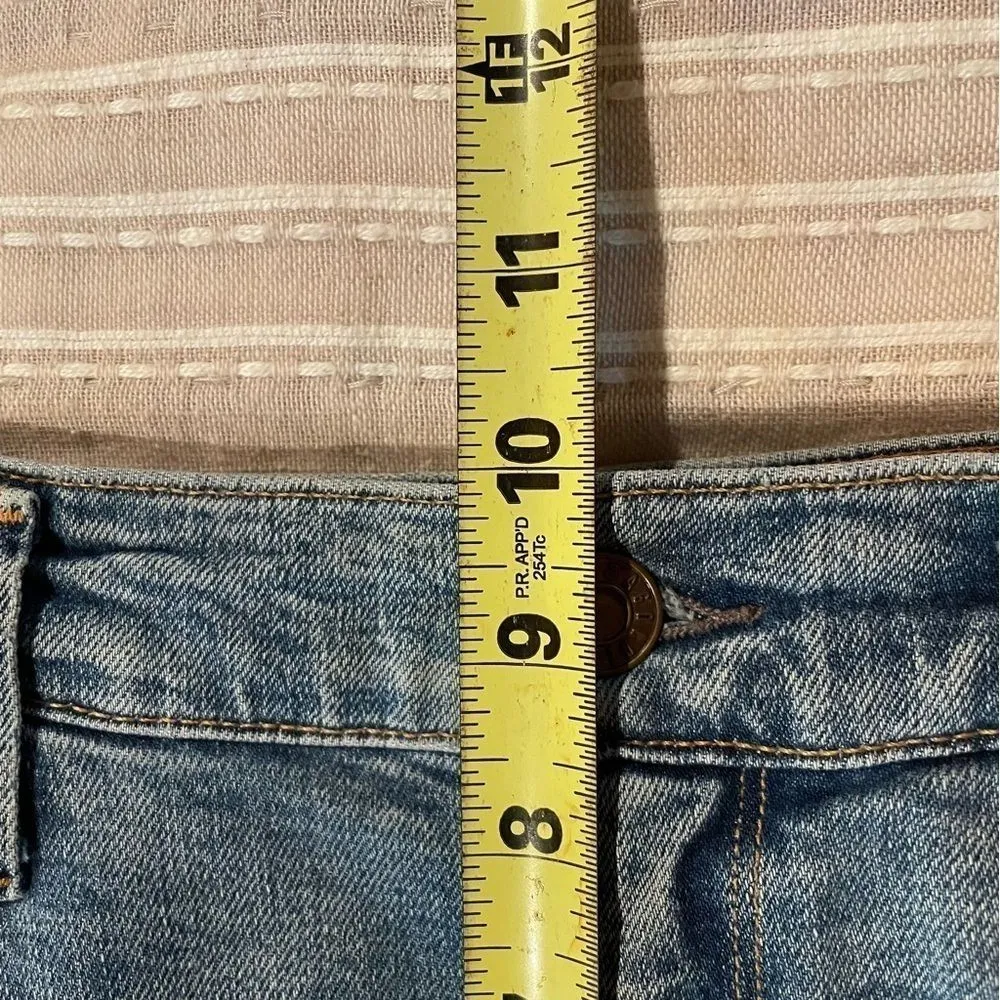 Agolde Sophie High Rise Skinny Crop Distressed Jeans in Breakout 25 - Image 12