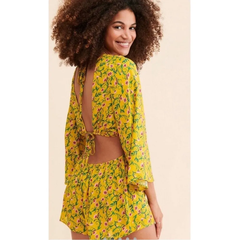 Anthropologie The Magnolia Yellow Floral Tie Back
Cut-Out Romper XS NWOT - Image 3