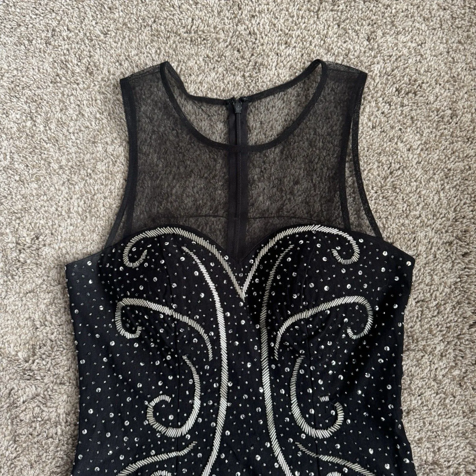 Women’s Vintage Look Form Fitting Black Sequin / Mesh Top Knee Length Dress Sz 5 - Image 2