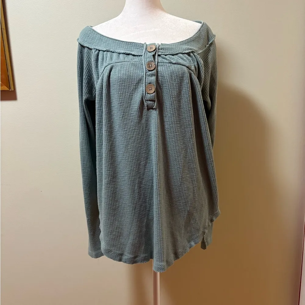 Free People We The Free Must Have waffle henley top shirt sz M teal - Image 2