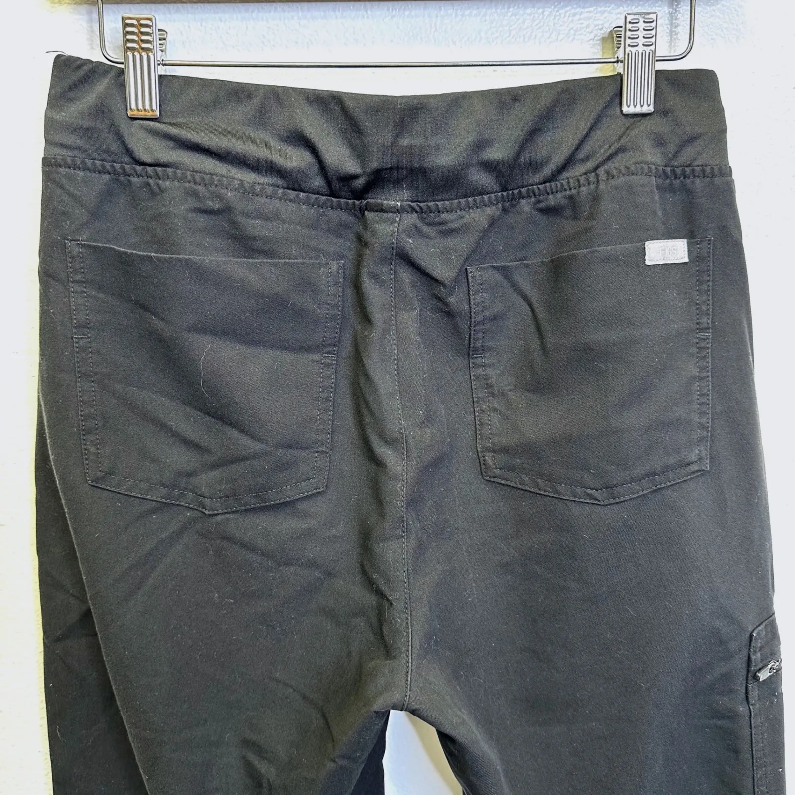 FIGs Technical Collection Slant Pocket Jogger Black Size‎ S - Image 7