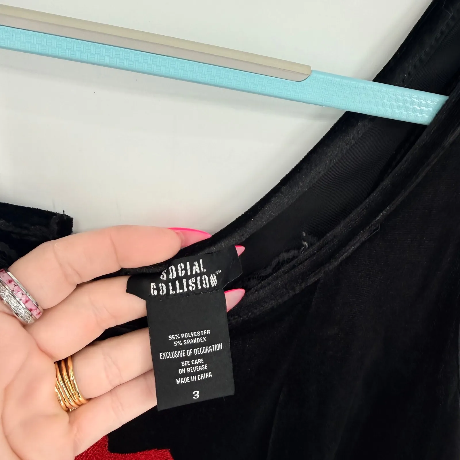 Social Collision 3X Red Dagger Black Velvet Cropped Tank Top Corset Back Gothic - Image 3