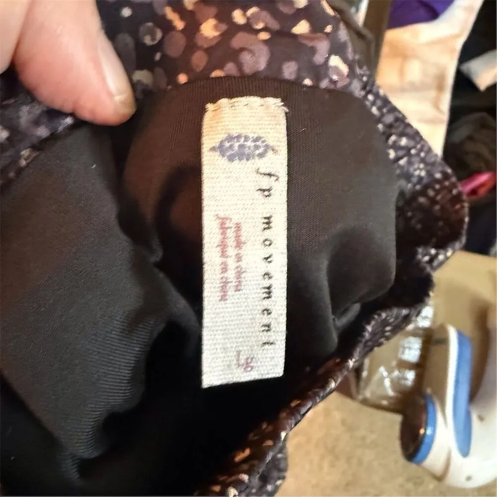 Free People FP Movement The Way Home Printed Women's Animal Lined Shorts Size S‎ - Image 3