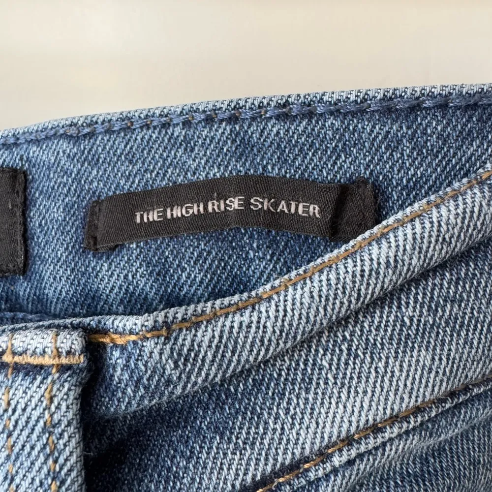 Kendall & Kylie Dark Blue Denim High Rise Skater Jean Size 5/27 - Image 4