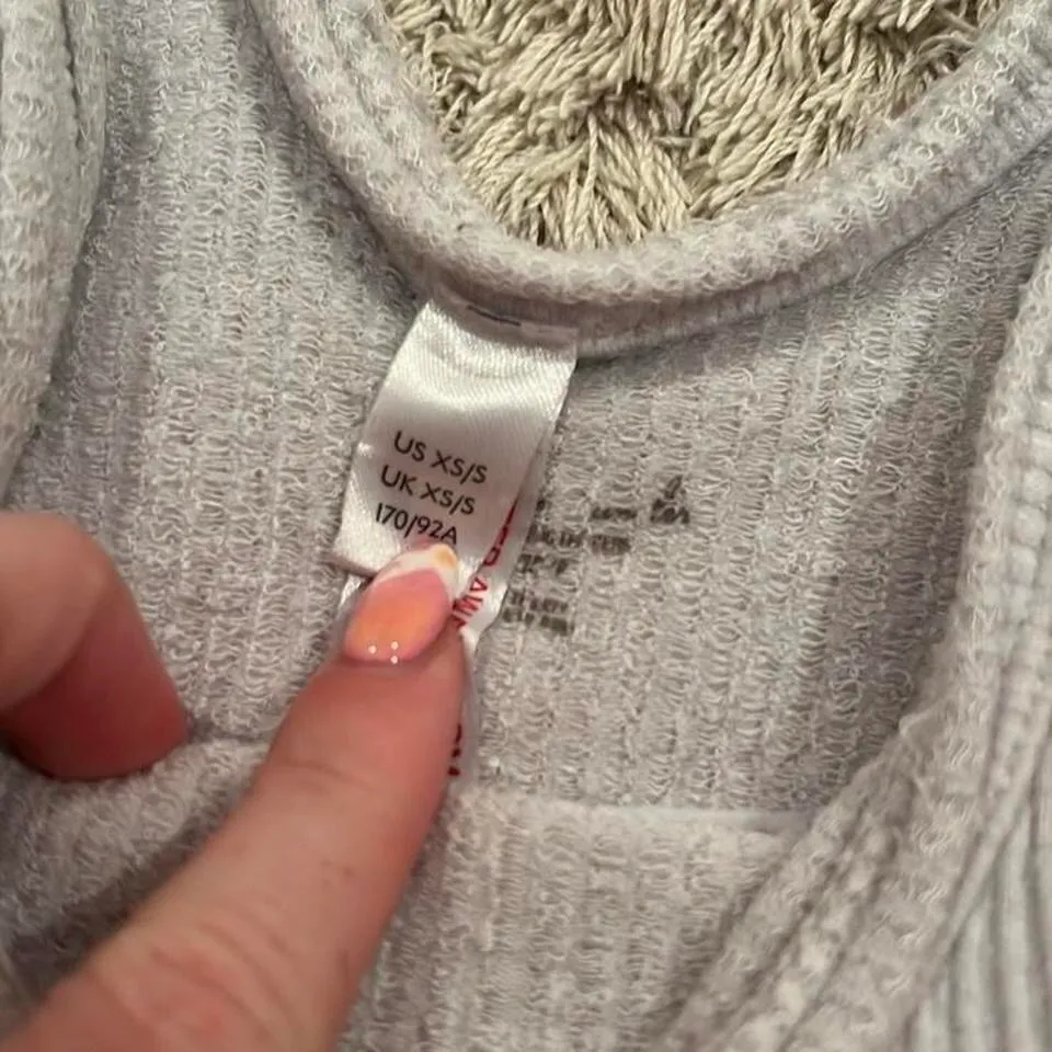 Crop Tank Top - Image 3