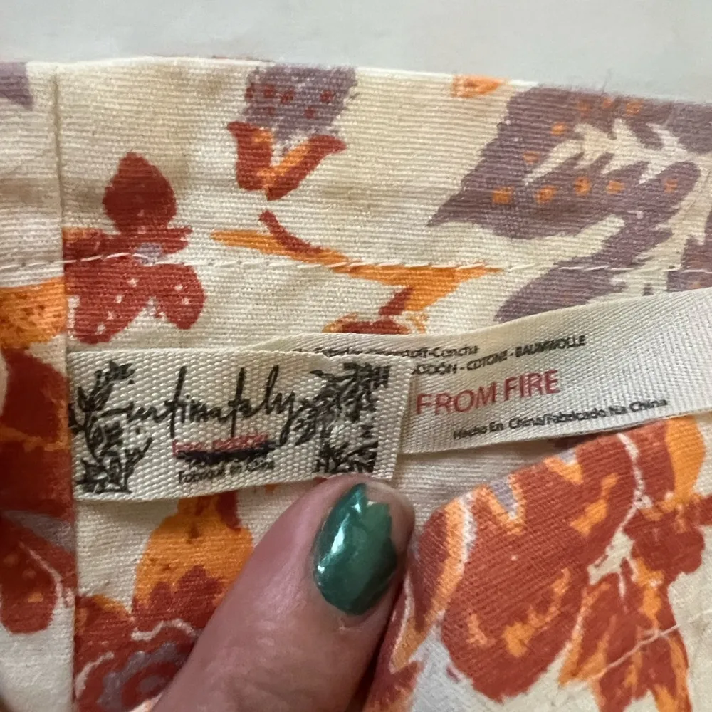 Floral Halter Crop Top - Image 6